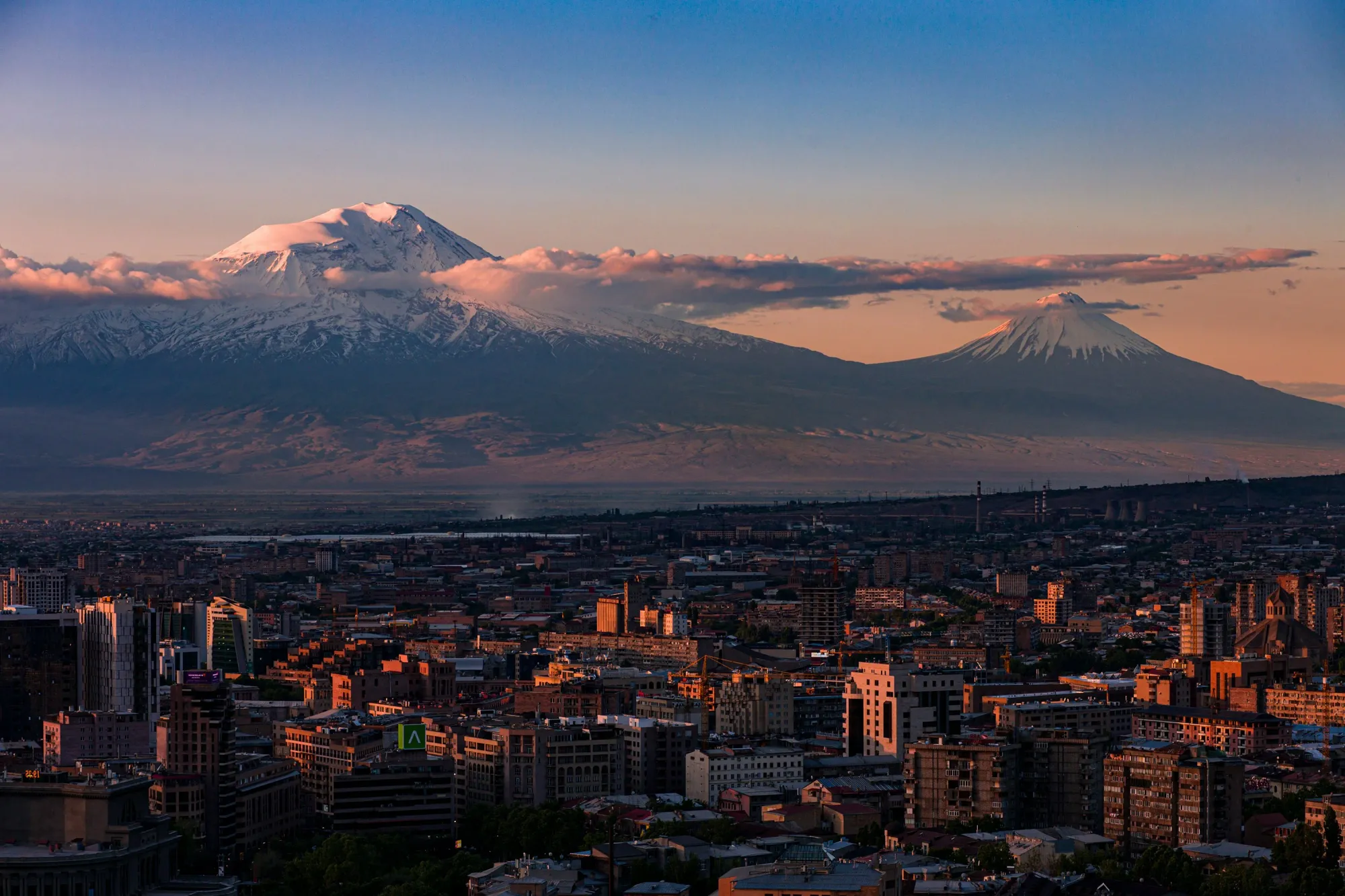 как переехать в Армению