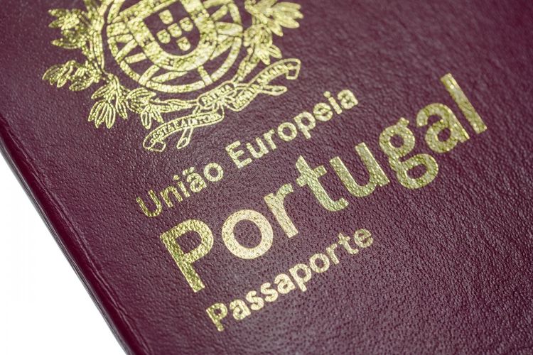 В Португалии срок ожидания гражданства достиг двух лет